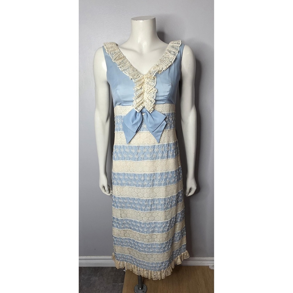Vintage 1970s Young Edwardian Arpeja Blue Ribbon & Ruffle Lace Dress